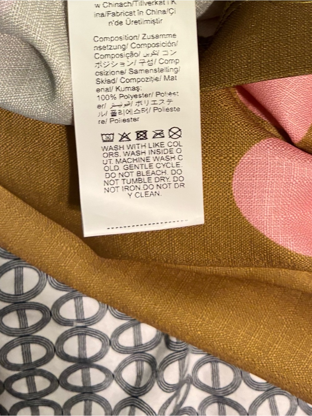 SHEIN Black & White Graphic shift dress with Mustard and Pink Accents L 10-12) - Picture 7 of 7